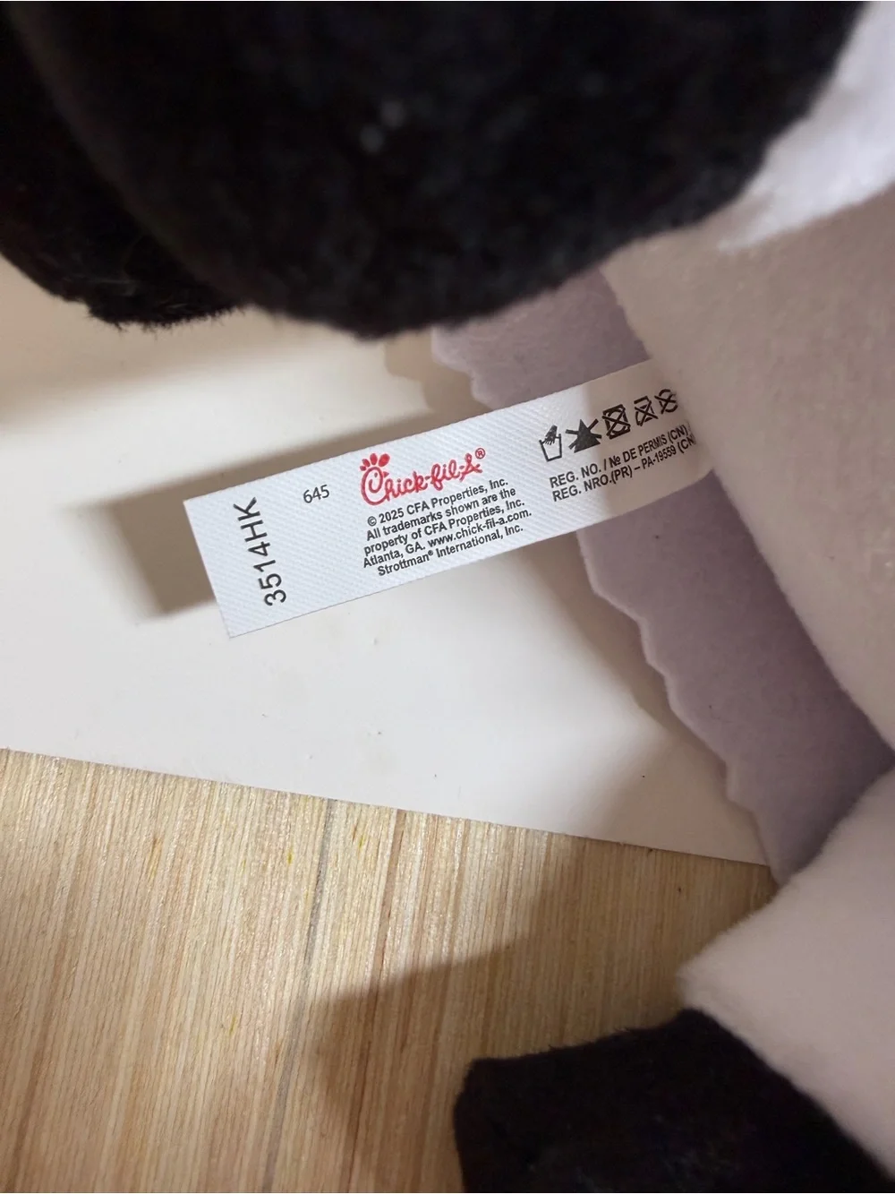 Chick-fil-A Eat Mor Chikin Plush Cow Trio - White & Black